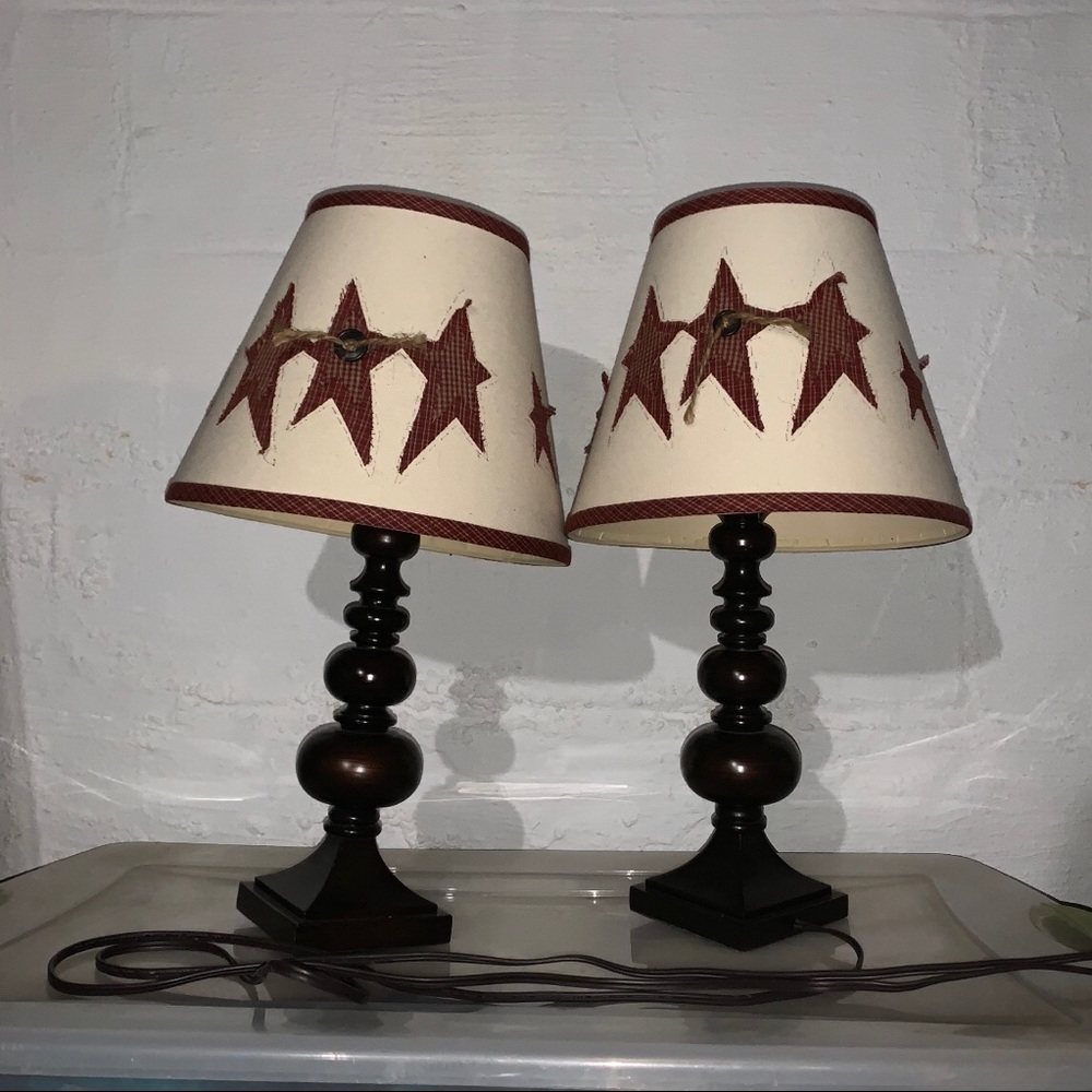 Primitive lamps